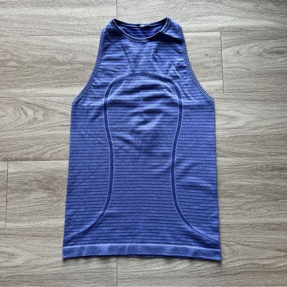 lululemon athletica Tops - Lululemon tank top women’s size 6 blue.
